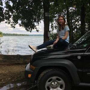 Meet your Posher, Holly